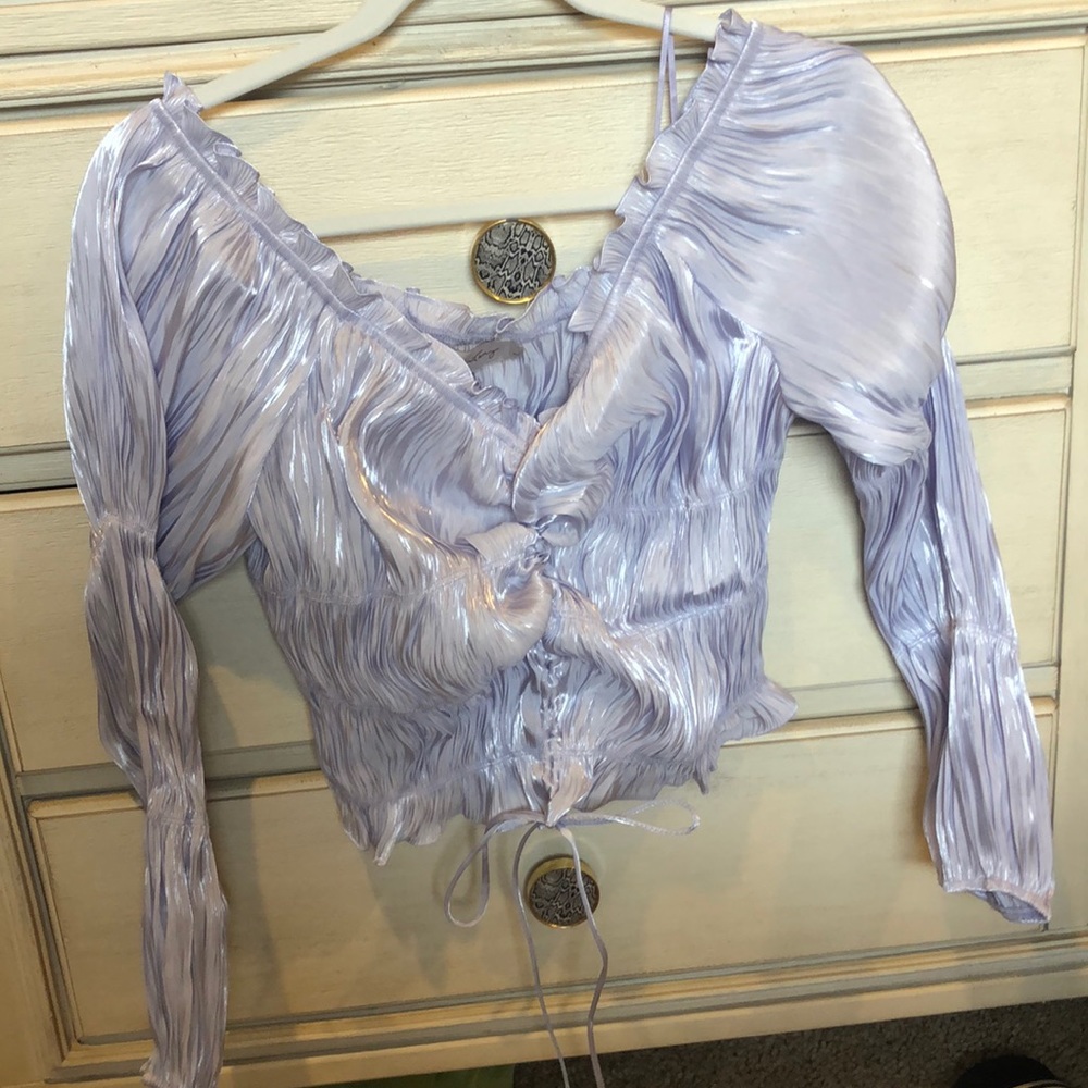 Cute tie top